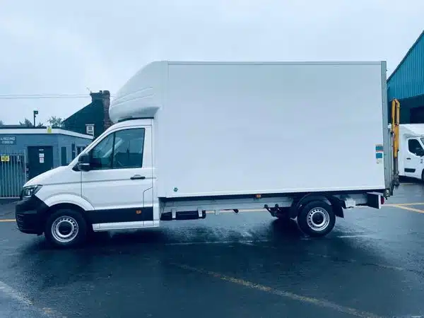 Volkswagen Crafter Luton van with tail lift